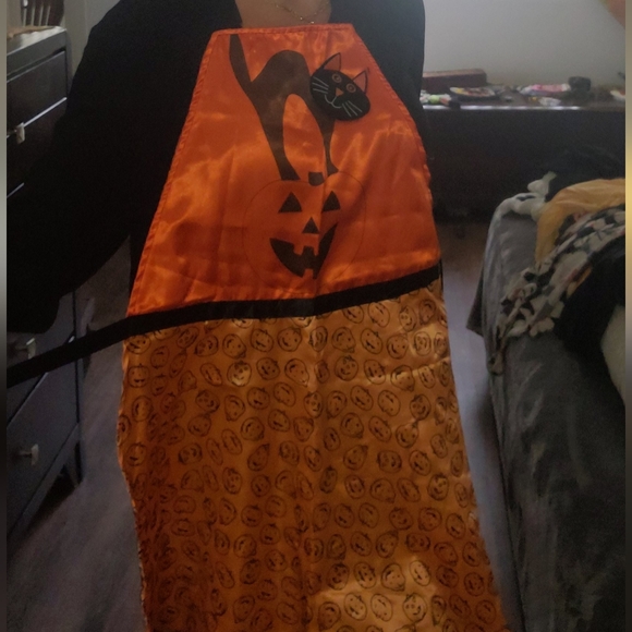 Scary black Cat 🐈⬛️ Pumpkin Halloween Smock Apron.🎃 - Picture 7 of 12